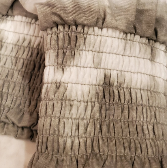 [love, fire] Juniors Elastic Bottom Tank - Picture 5 of 8